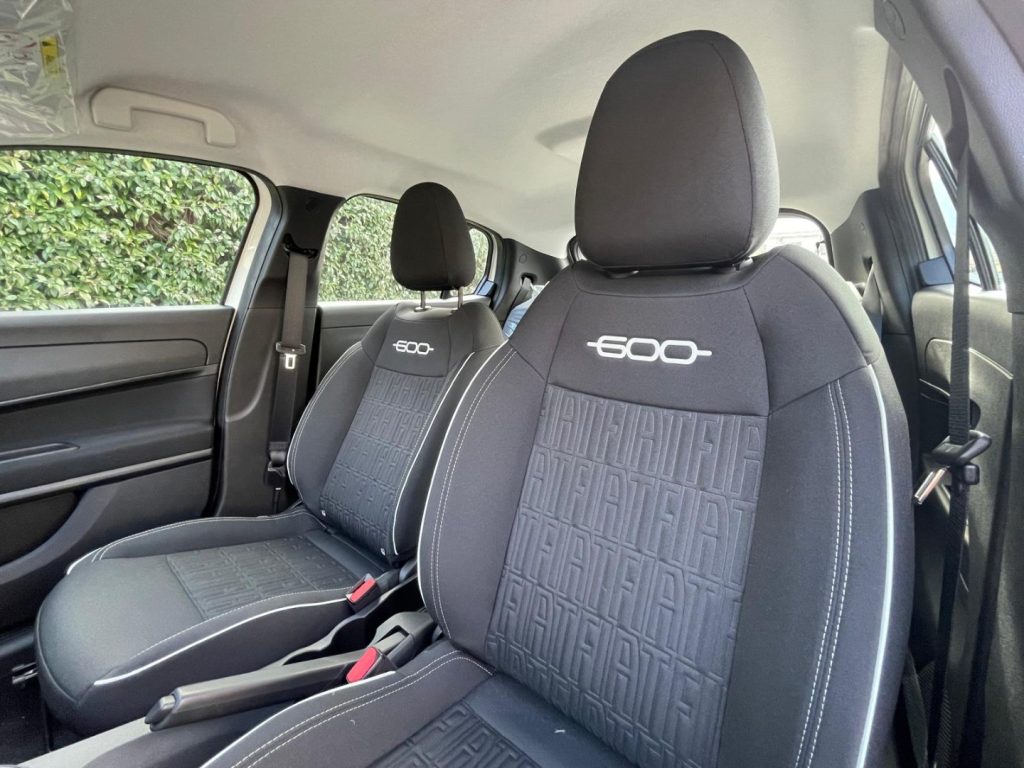 FIAT 600 Hybrid 110 CV DCT MHEV Serie Speciale Icon - 7