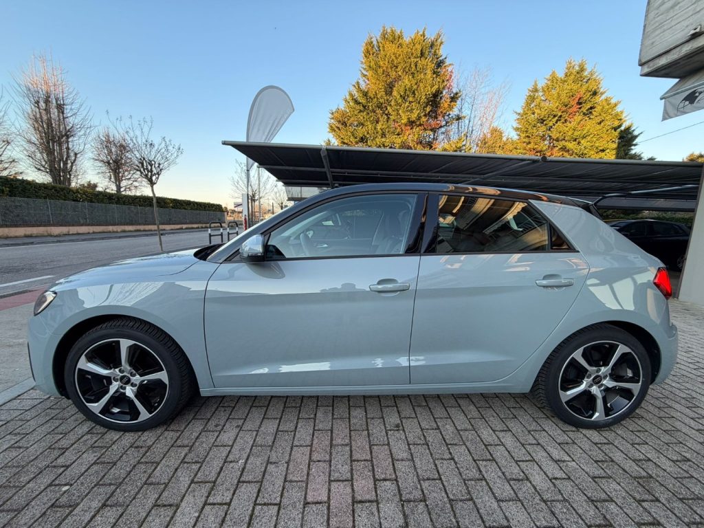 AUDI A1 SPB 25 Benzina - 8