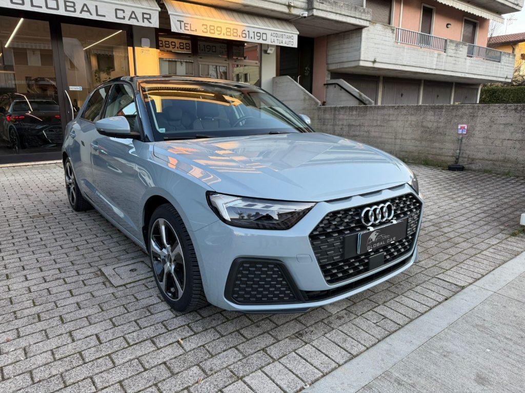 AUDI A1 SPB 25 Benzina - 3