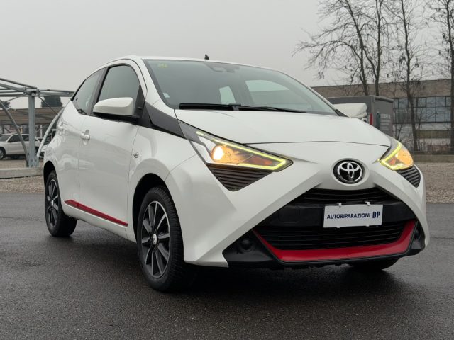 TOYOTA Aygo Bianco pastello