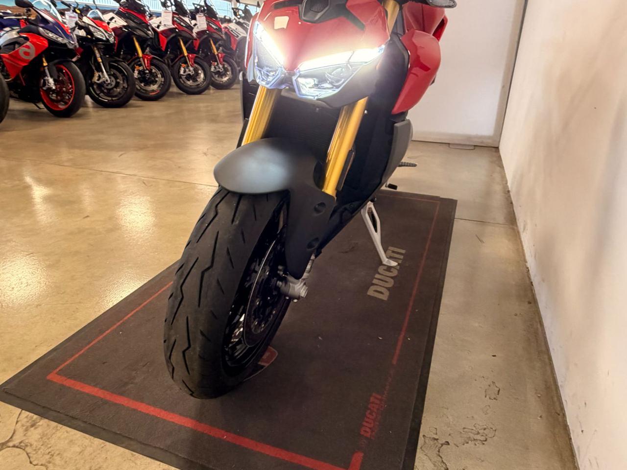 DUCATI Streetfighter V2 S MY 2025 - 3