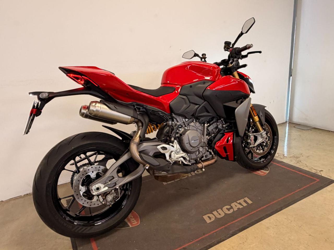 DUCATI Streetfighter V2 S MY 2025 - 7