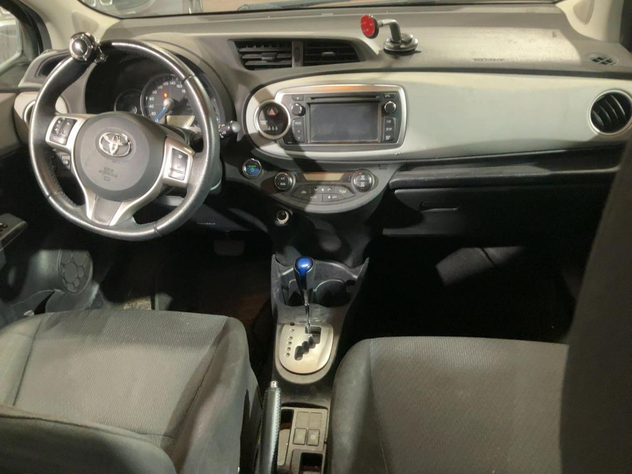 TOYOTA Yaris 1.5 Hybrid 5 porte Lounge - 12