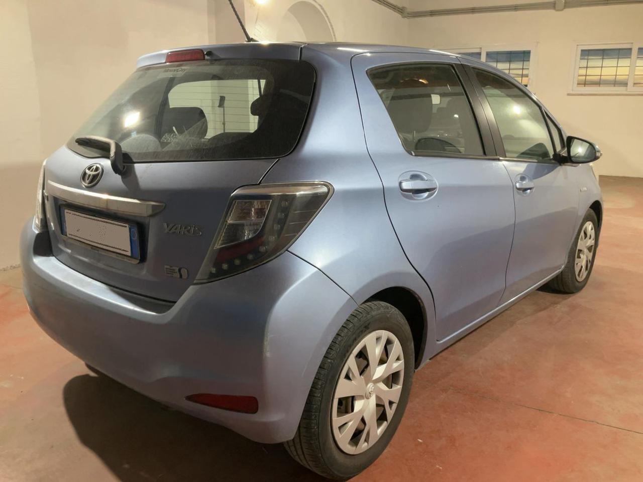 TOYOTA Yaris 1.5 Hybrid 5 porte Lounge - 6