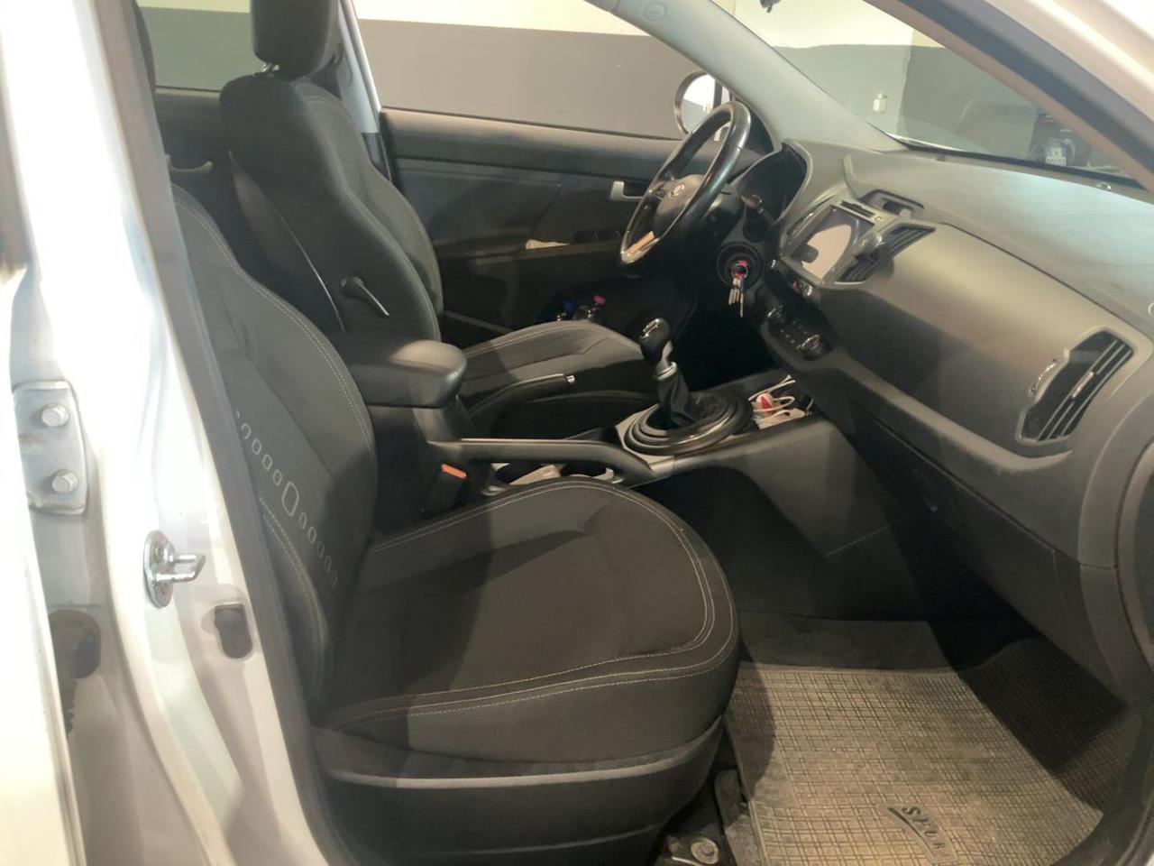 KIA Sportage 1.7 CRDI VGT 2WD Active - 12