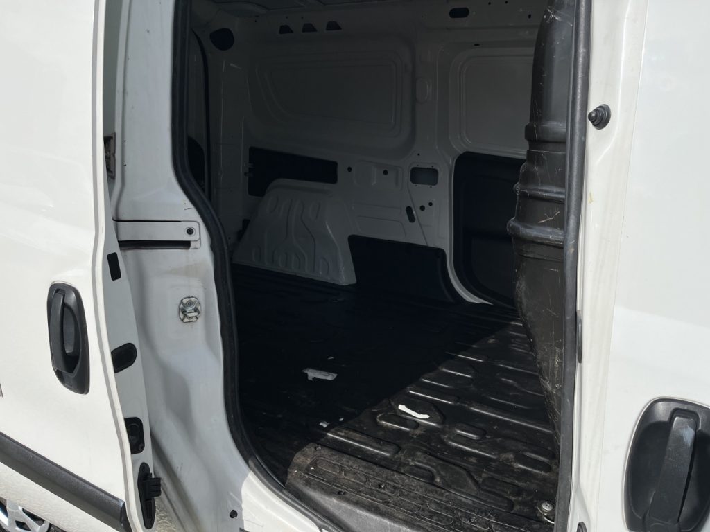 FIAT Doblo 1.6 MJT 105CV Maxi 3POSTI - 8