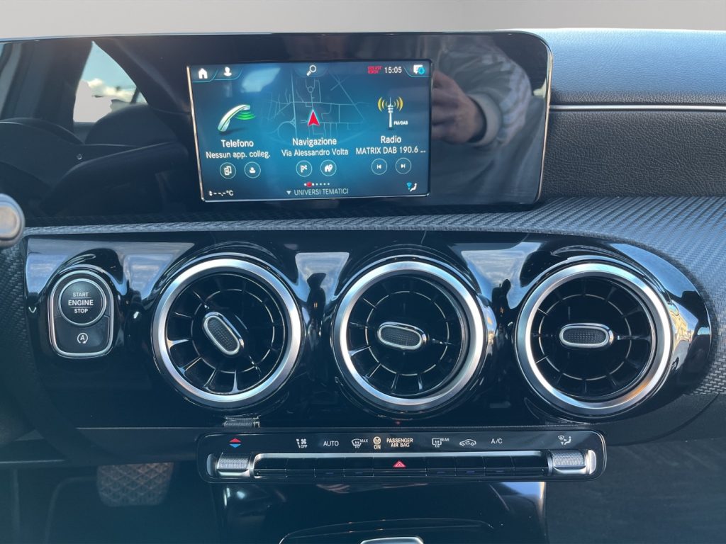 MERCEDES-BENZ A 180 180d AUTOMATIC Business - 14