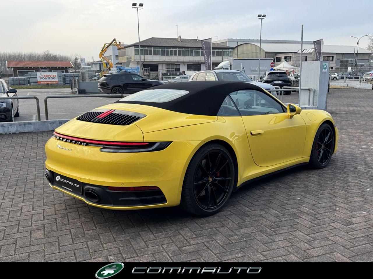 PORSCHE 911 Carrera S Cabriolet - 4