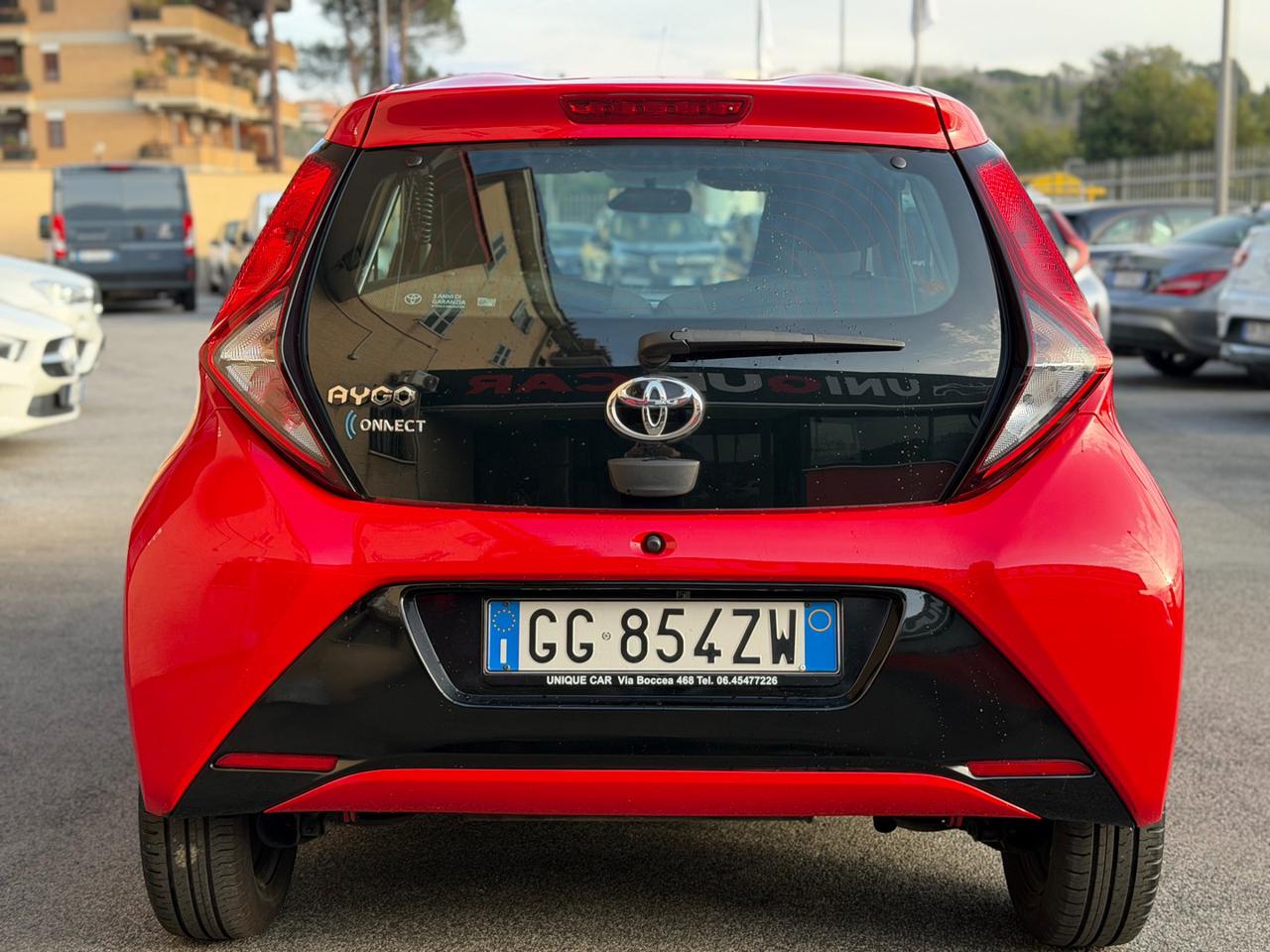 TOYOTA Aygo Connect 1.0 VVT-i 72CV 5 porte x-business plus - 6