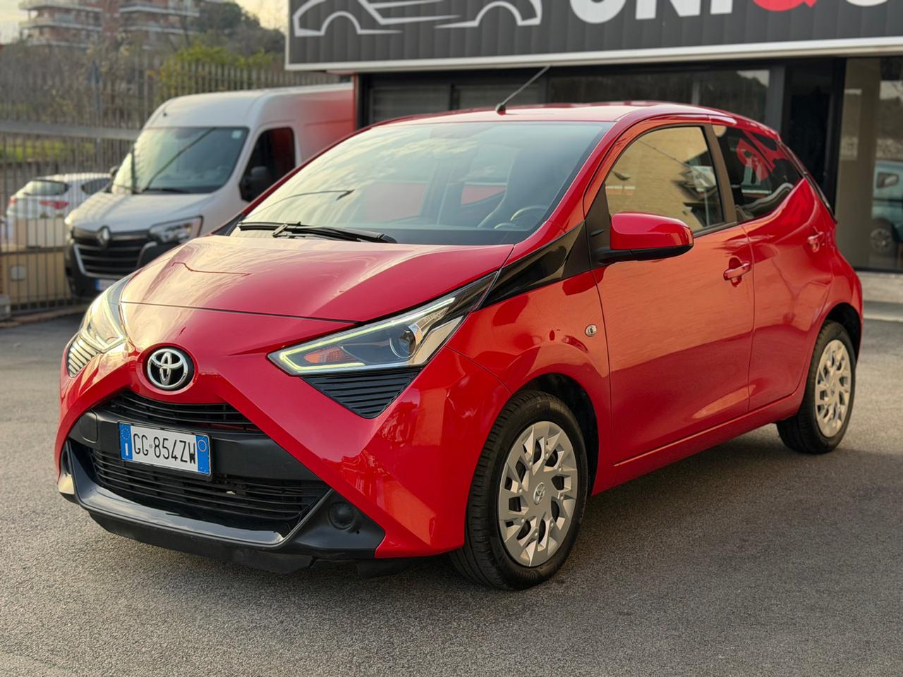 TOYOTA Aygo Connect 1.0 VVT-i 72CV 5 porte x-business plus - 4