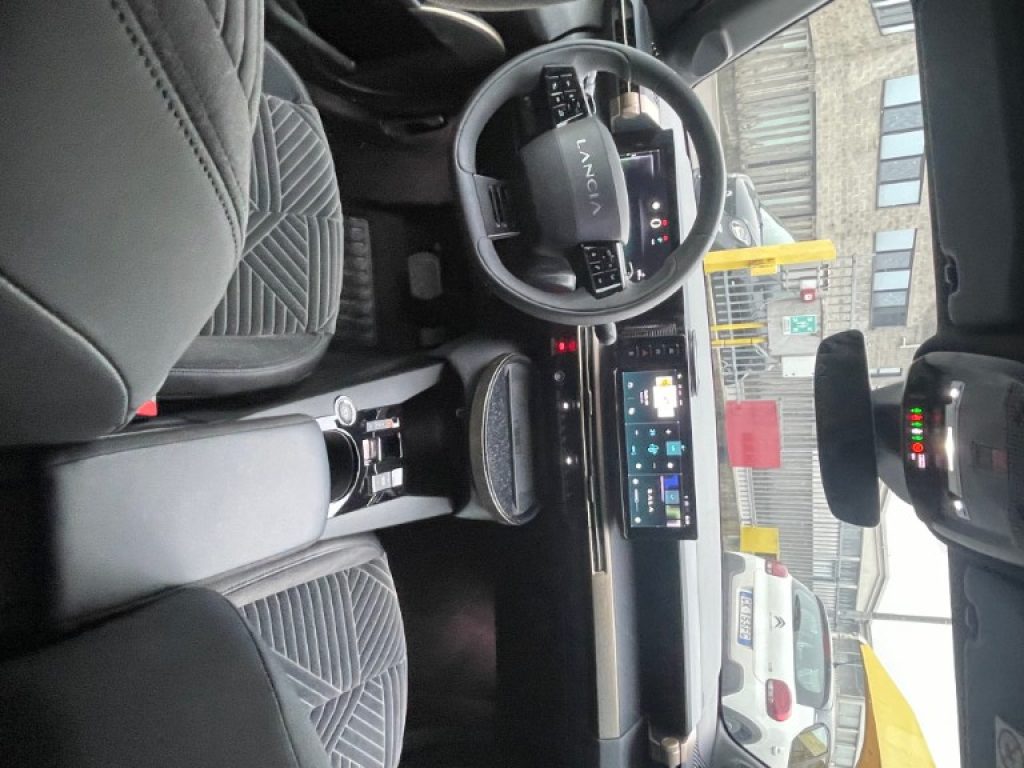 LANCIA Ypsilon Hybrid e-DCT LX - OK NEOPATENTATI - 7