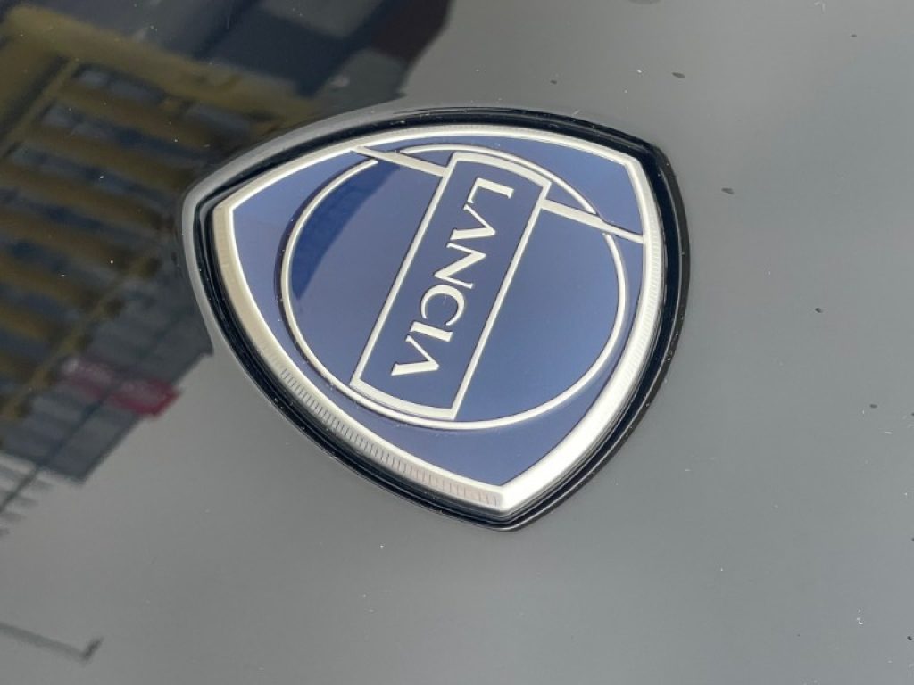 LANCIA Ypsilon Hybrid e-DCT LX - OK NEOPATENTATI - 8