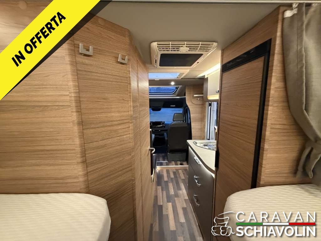 CARACOMPACT MB 640 MEG EDITION PEPPER CAMBIO AUTOM