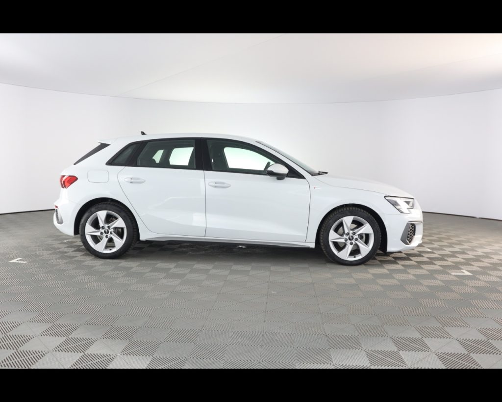 AUDI A3 IV 2020 Sportback -  Sportback 30 1.0 tfsi mhev S - 6