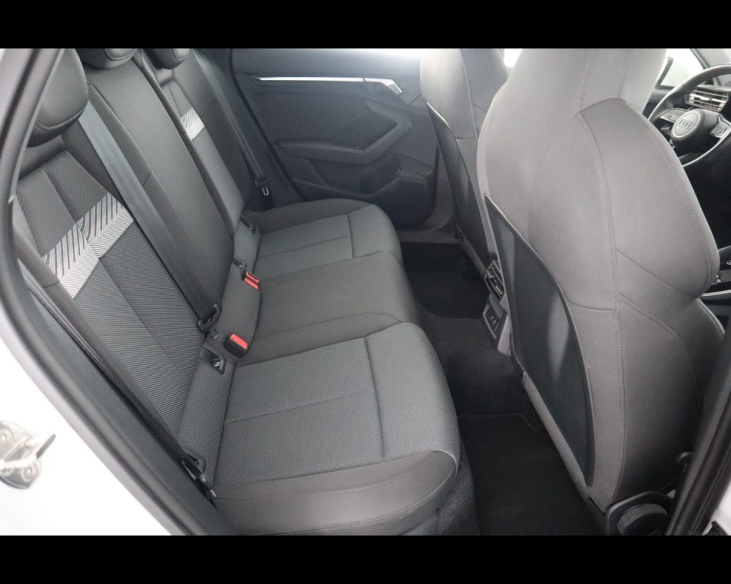 AUDI A3 IV 2020 Sportback -  Sportback 30 1.0 tfsi mhev S - 18