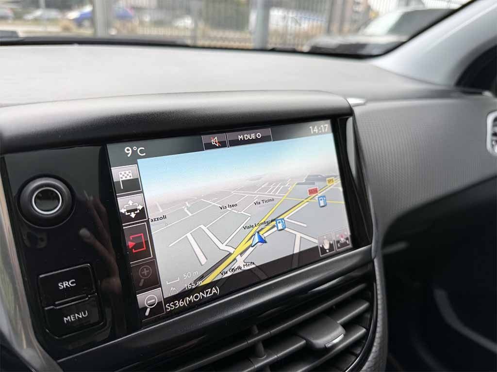 PEUGEOT 2008 1.2 puretech Gt Line AUTOMATICA TETTO PANORAMICO - 21