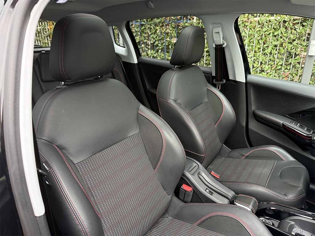 PEUGEOT 2008 1.2 puretech Gt Line AUTOMATICA TETTO PANORAMICO - 23