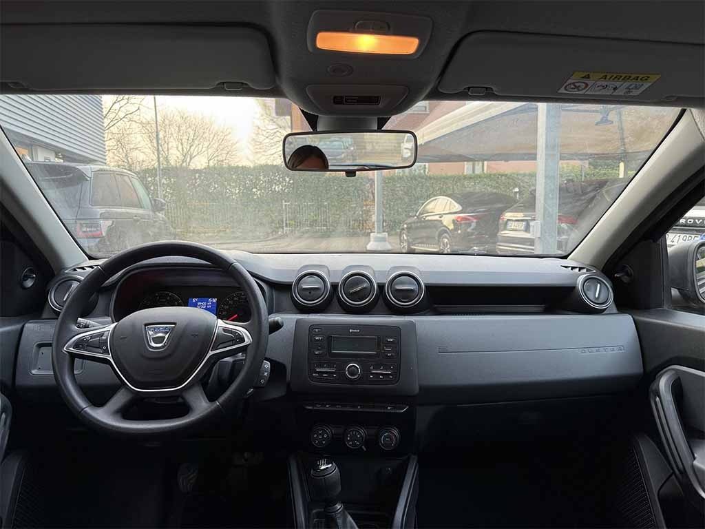 DACIA Duster Essential 4x4 GANCIO TRAINO UNICO PROPRIETARIO - 24