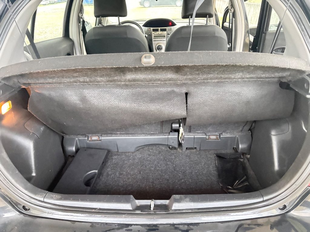 TOYOTA Yaris 1.0 5 porte OK NEIèATENTATI BòUETHOOT - 17