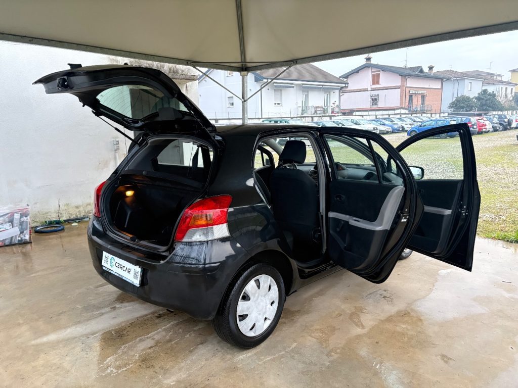 TOYOTA Yaris 1.0 5 porte OK NEIèATENTATI BòUETHOOT - 45