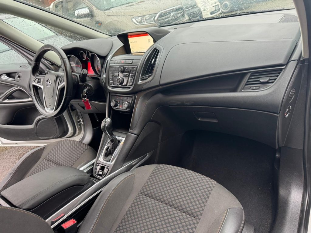 OPEL Zafira Tourer 2.0 CDTi 130CV aut.Cosmo 7 POSTI - 12