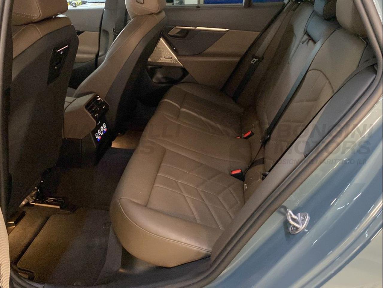 BMW 520 D TOURING M SPORT HEAD UP - HARMAN/KARDON - 12