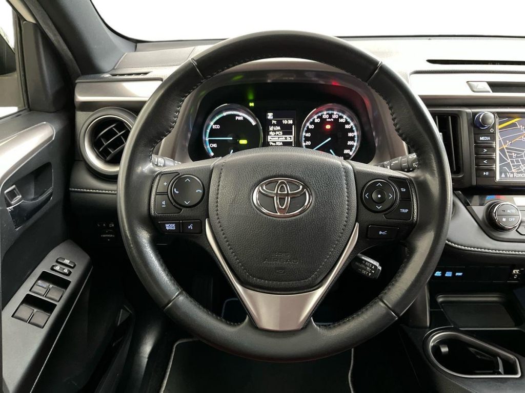 TOYOTA RAV 4 2.5 Hybrid 4WD Dynamic - 11