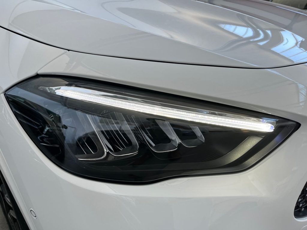 MERCEDES-BENZ GLA 180 Automatic AMG Line Advanced Plus - 16