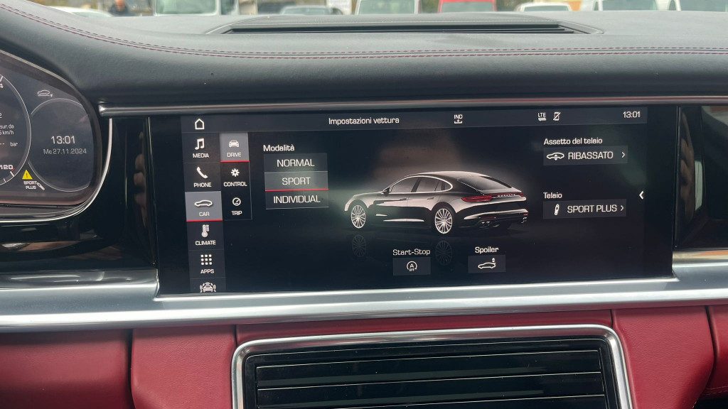 PORSCHE Panamera 3.0 4 - 21