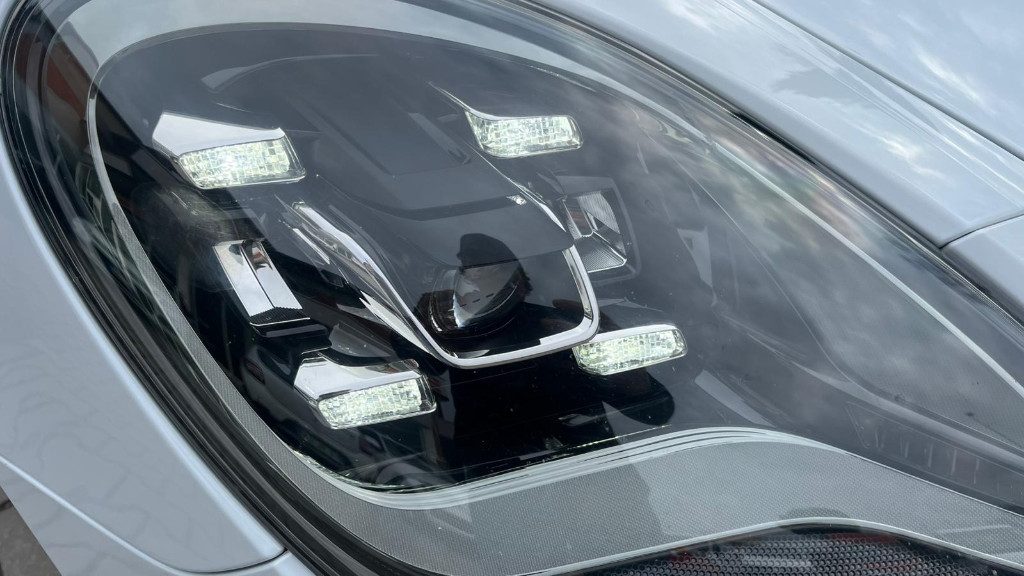 PORSCHE Panamera 3.0 4 - 31