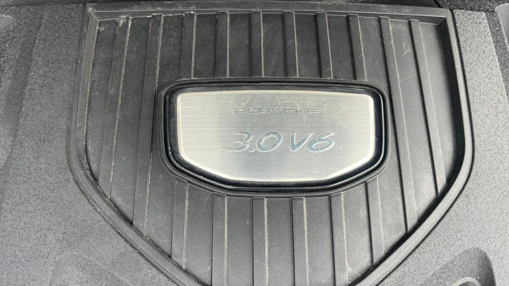 PORSCHE Panamera 3.0 4 - 33