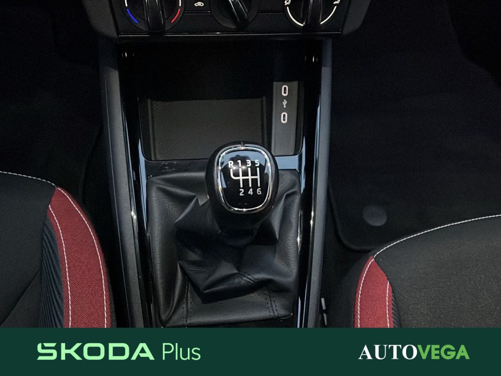 SKODA Kamiq 1.0 tsi monte carlo 110cv - 14