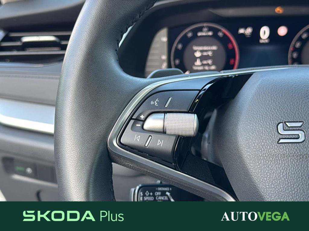 SKODA Octavia wagon 2.0 tdi executive 150cv dsg - 19