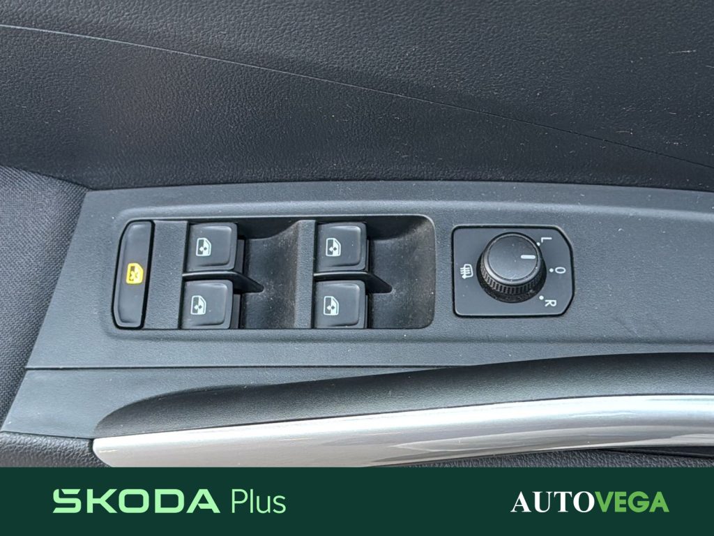 SKODA Fabia 1.0 tsi evo style 110cv - 12