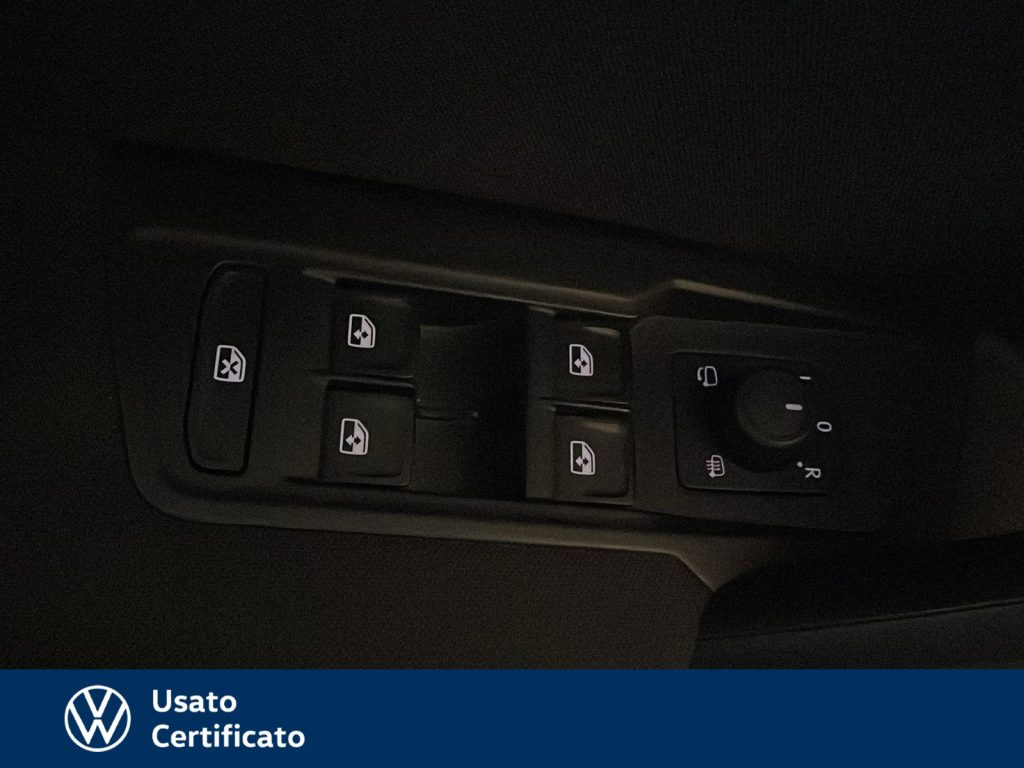 VOLKSWAGEN Tiguan 1.5 tsi life 130cv - 16