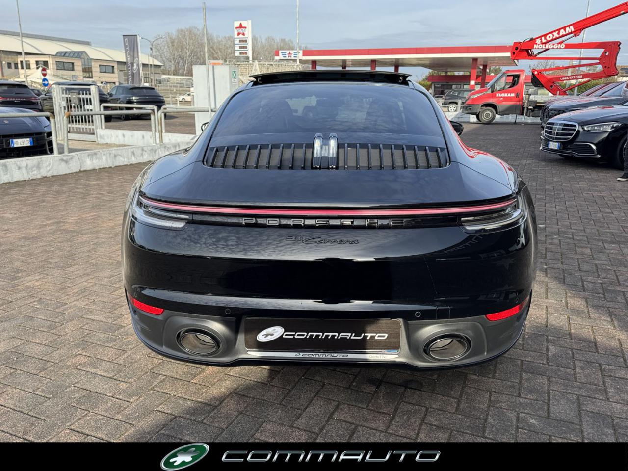 PORSCHE 911 Carrera - 5