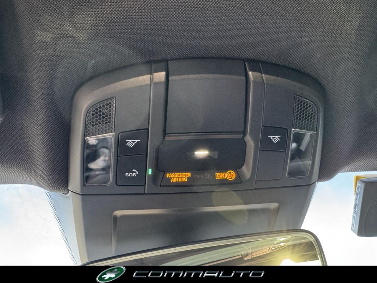 PORSCHE 911 Carrera - 26