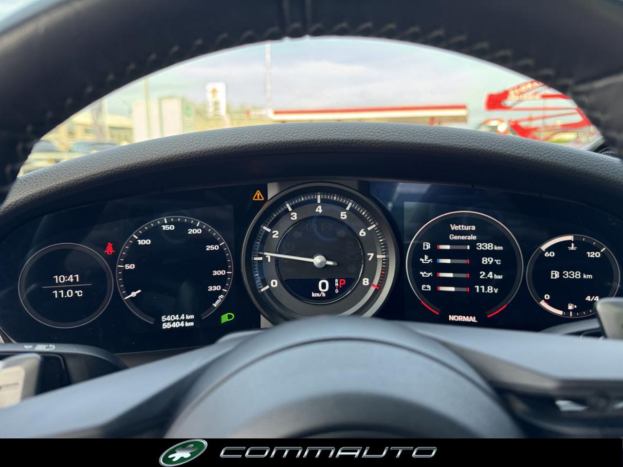 PORSCHE 911 Carrera - 23