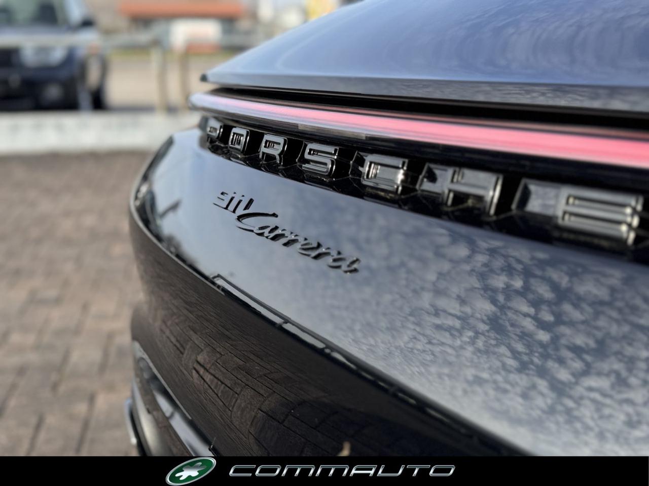 PORSCHE 911 Carrera - 13