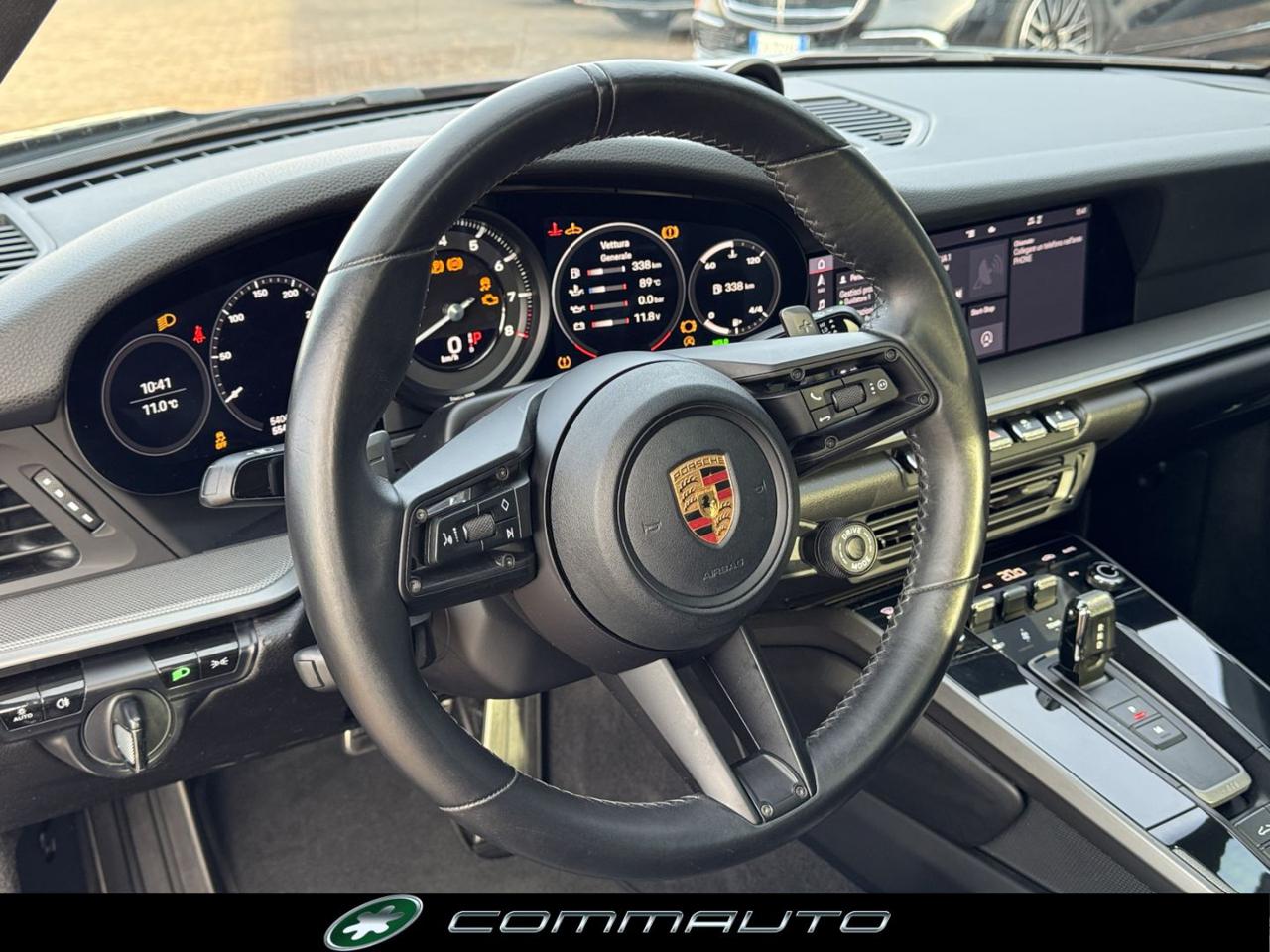 PORSCHE 911 Carrera - 19