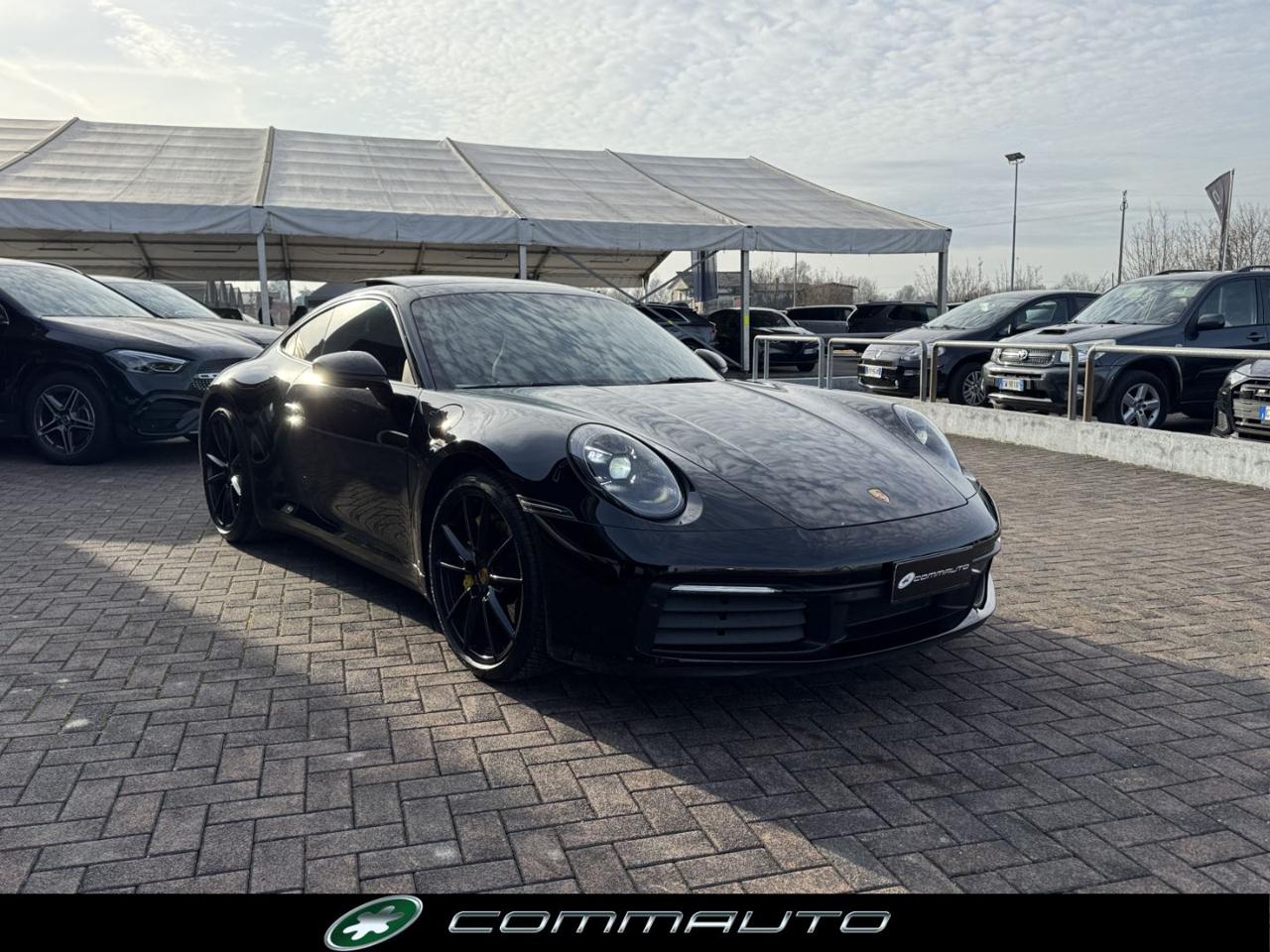 PORSCHE 911 Carrera - 3