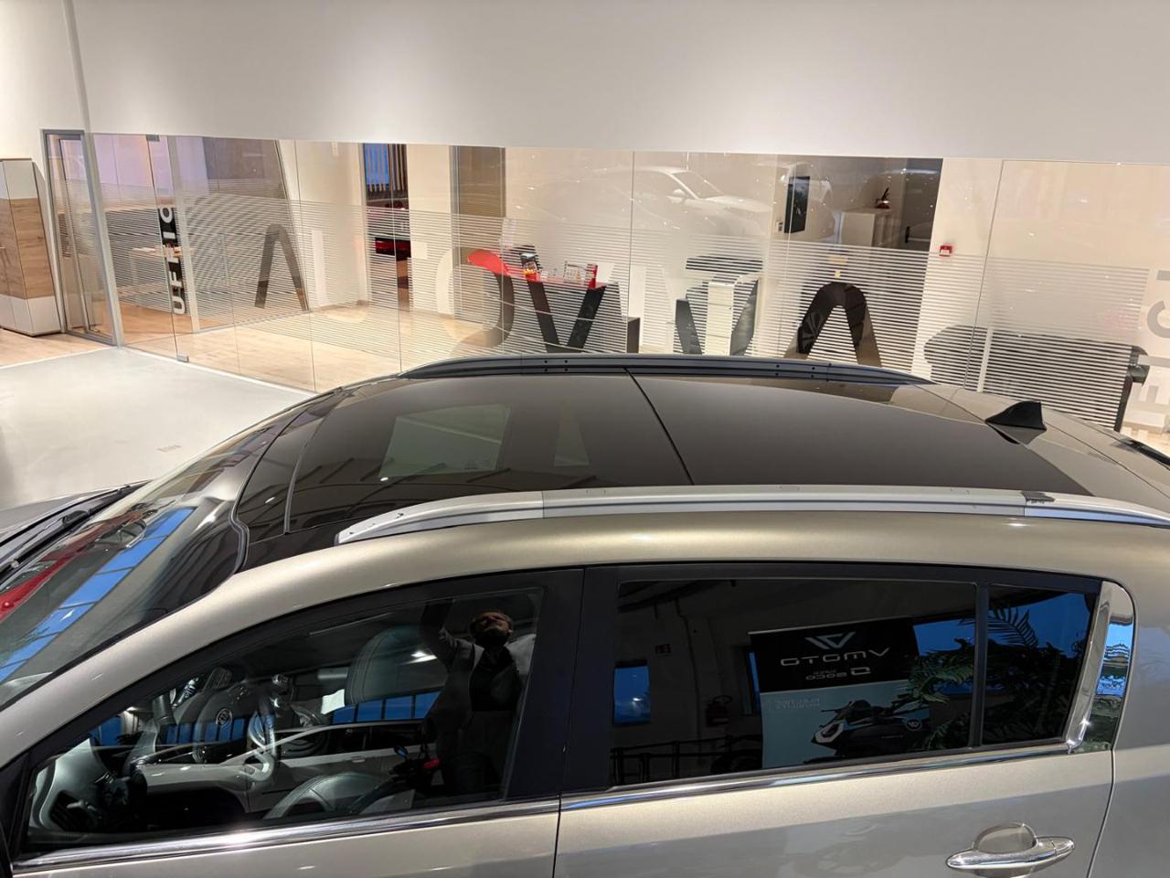 KIA Sportage 1.7 CRDI VGT 2WD Active - 17