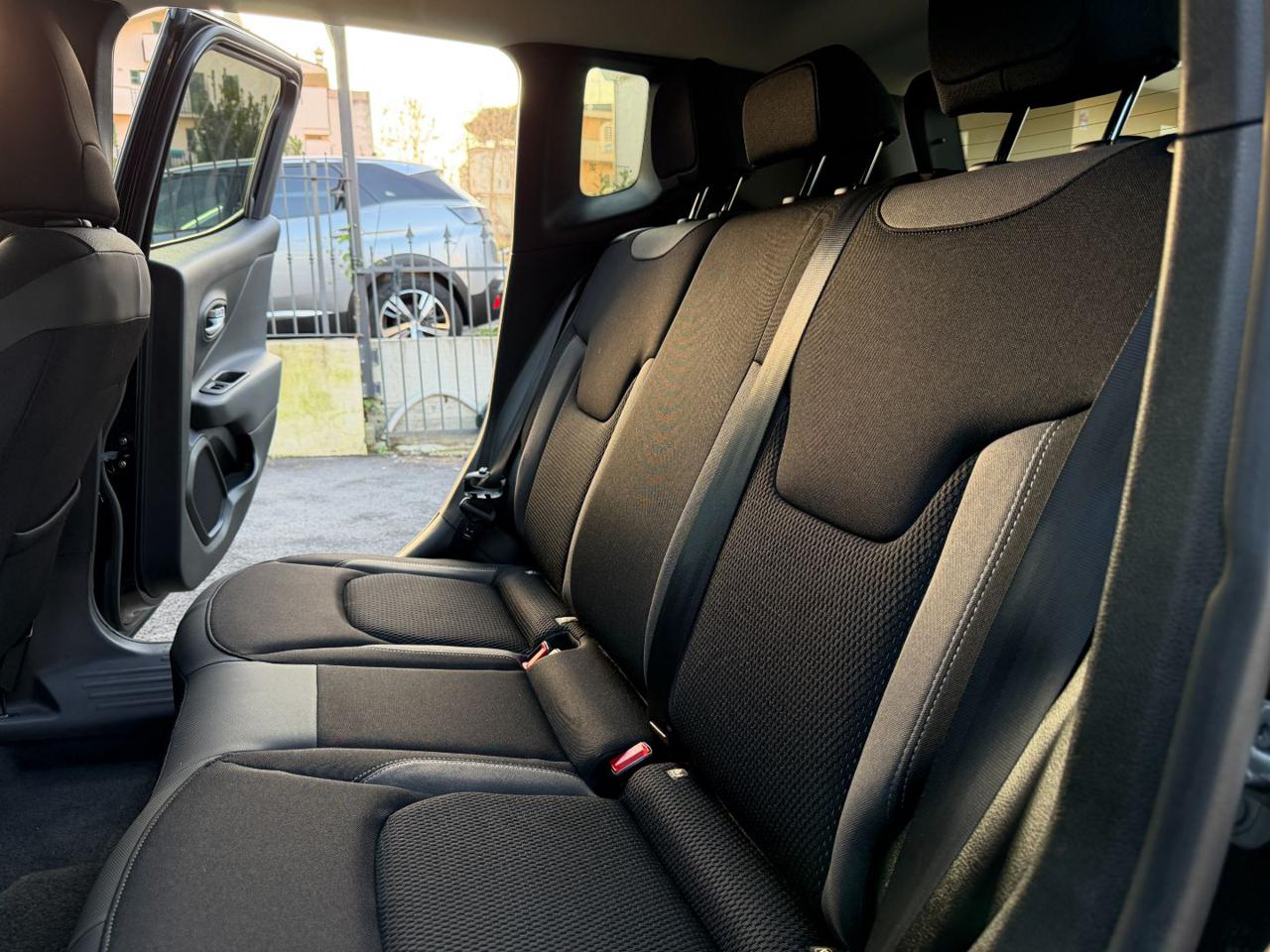 JEEP Renegade 1.5 TURBO T4 MHEV LIMITED FULL LED+NAVI+T.BLACK! - 11