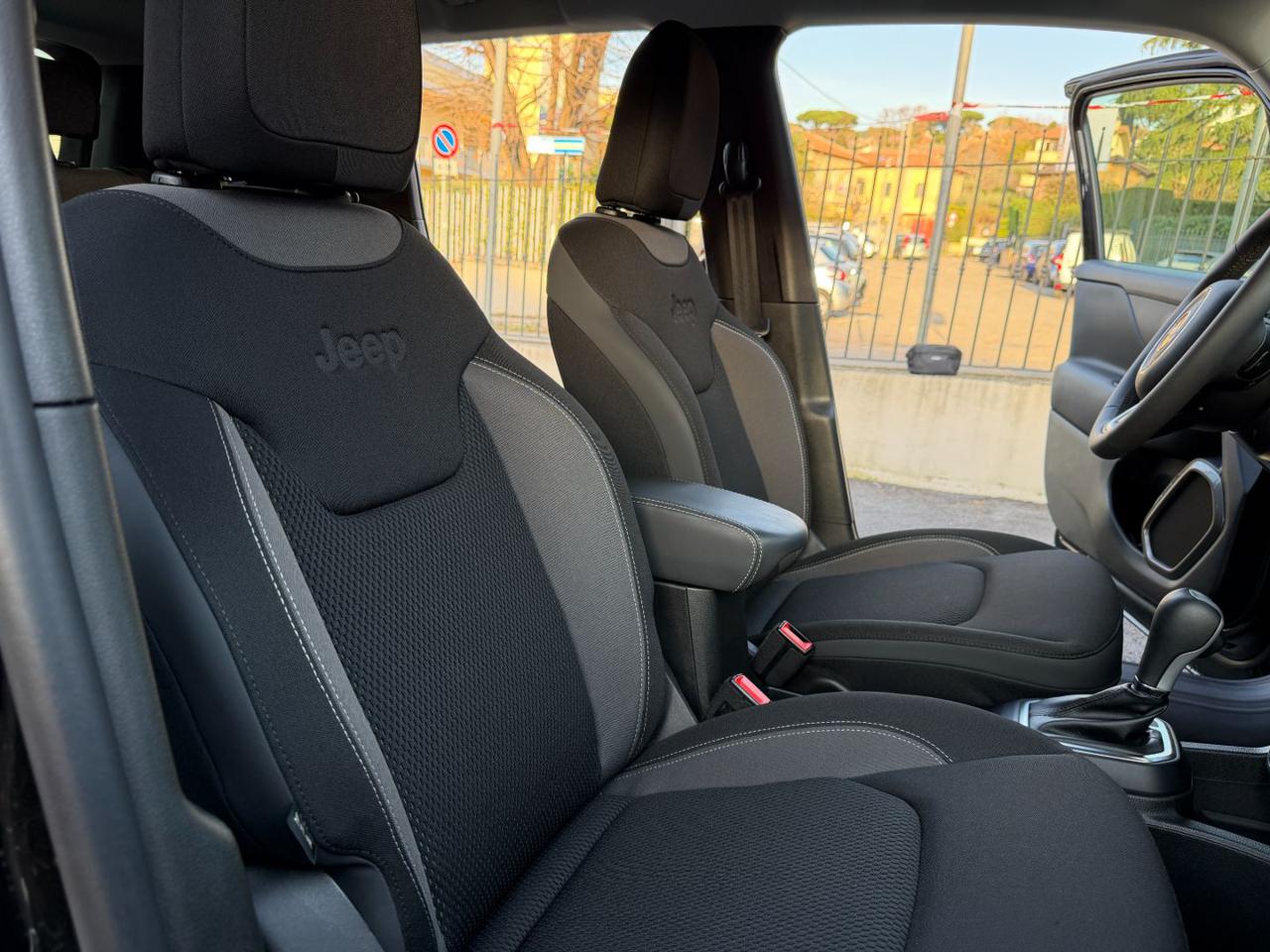 JEEP Renegade 1.5 TURBO T4 MHEV LIMITED FULL LED+NAVI+T.BLACK! - 9