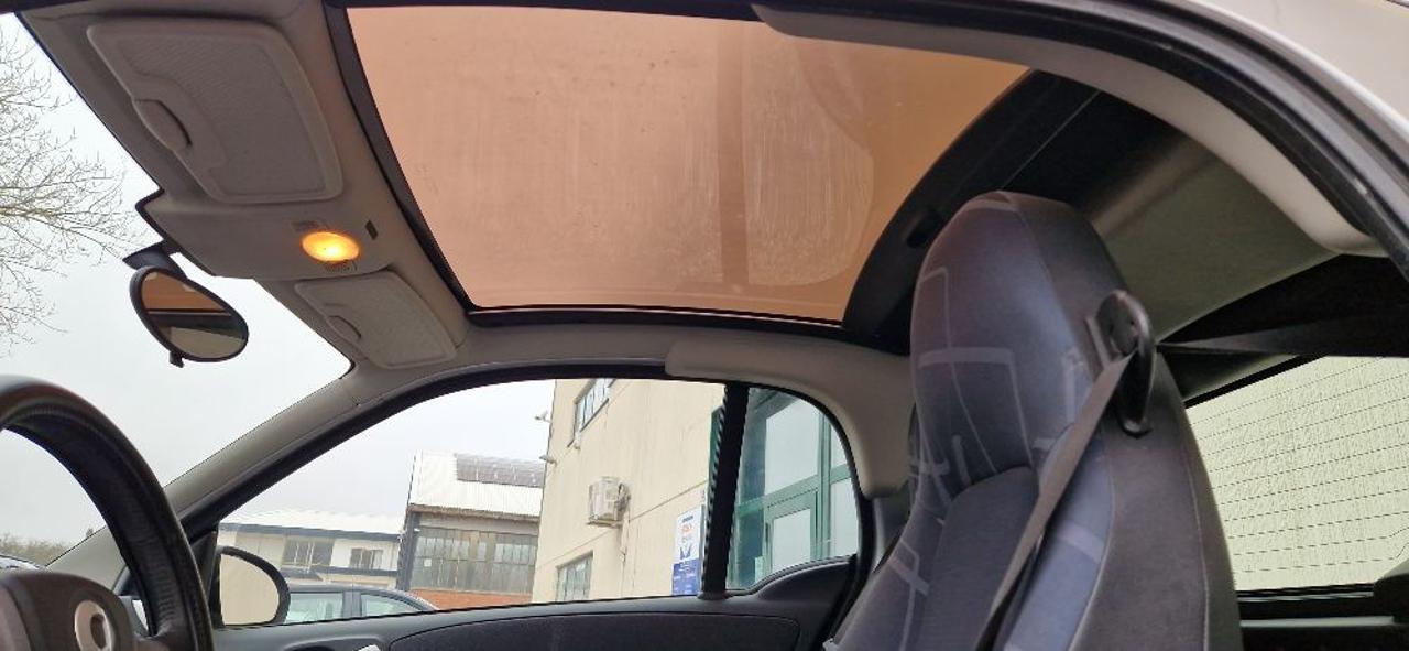 SMART ForTwo 1000 52 kW coupé passion - 8