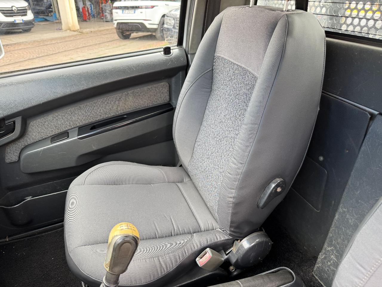 TATA Xenon 2.2 Dicor 4x2 PC Pick-up - 16