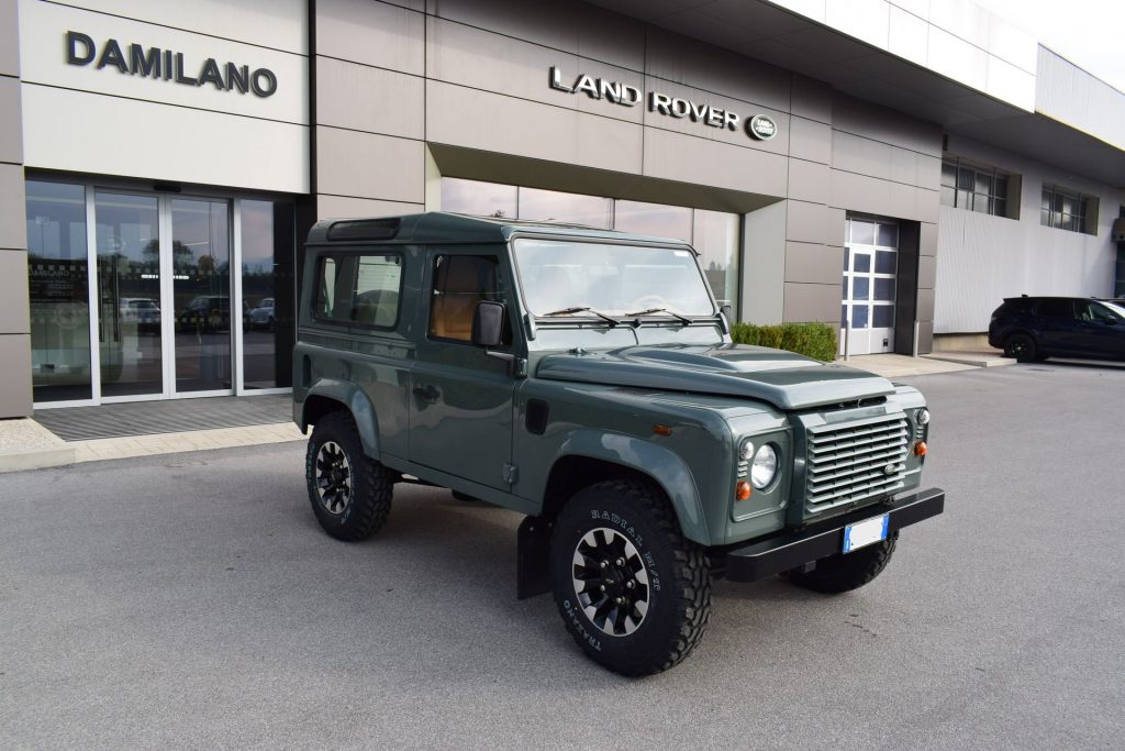 LAND ROVER Defender Defender 90 2.2 TD4 Station Wagon N1 AUOTOCARRO IV - 3