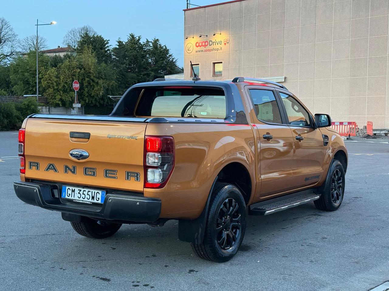 FORD Ranger 2.0 ECOBLUE aut. 213 CV DC Wildtrak 5 posti - 19