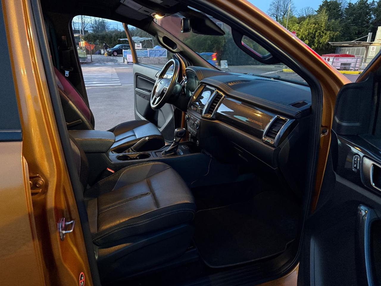 FORD Ranger 2.0 ECOBLUE aut. 213 CV DC Wildtrak 5 posti - 9