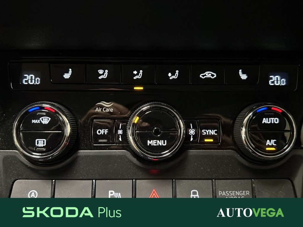 SKODA Karoq 1.5 tsi executive dsg - 20